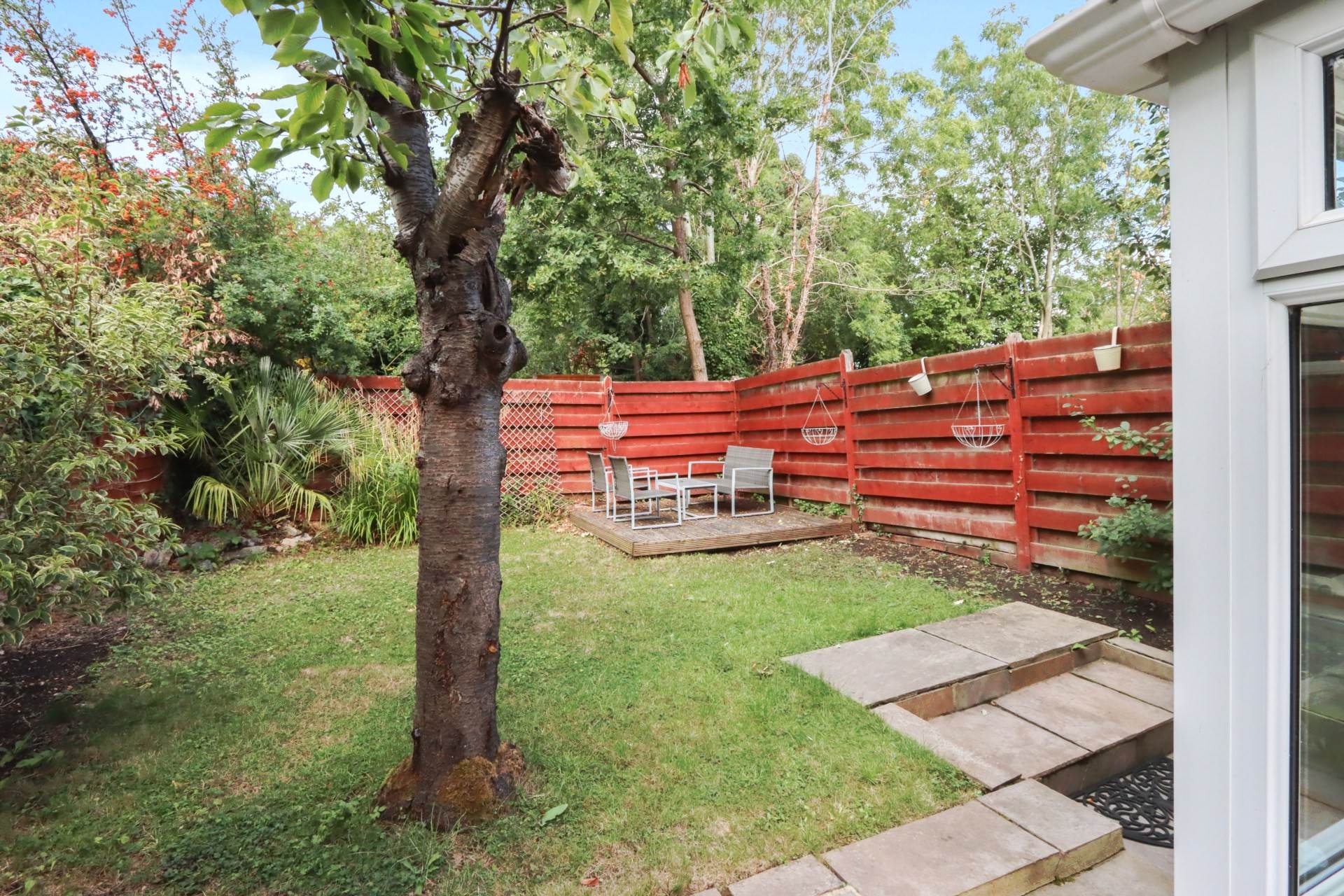Additional Property Image 2 bedroom Flat for sale in London 12