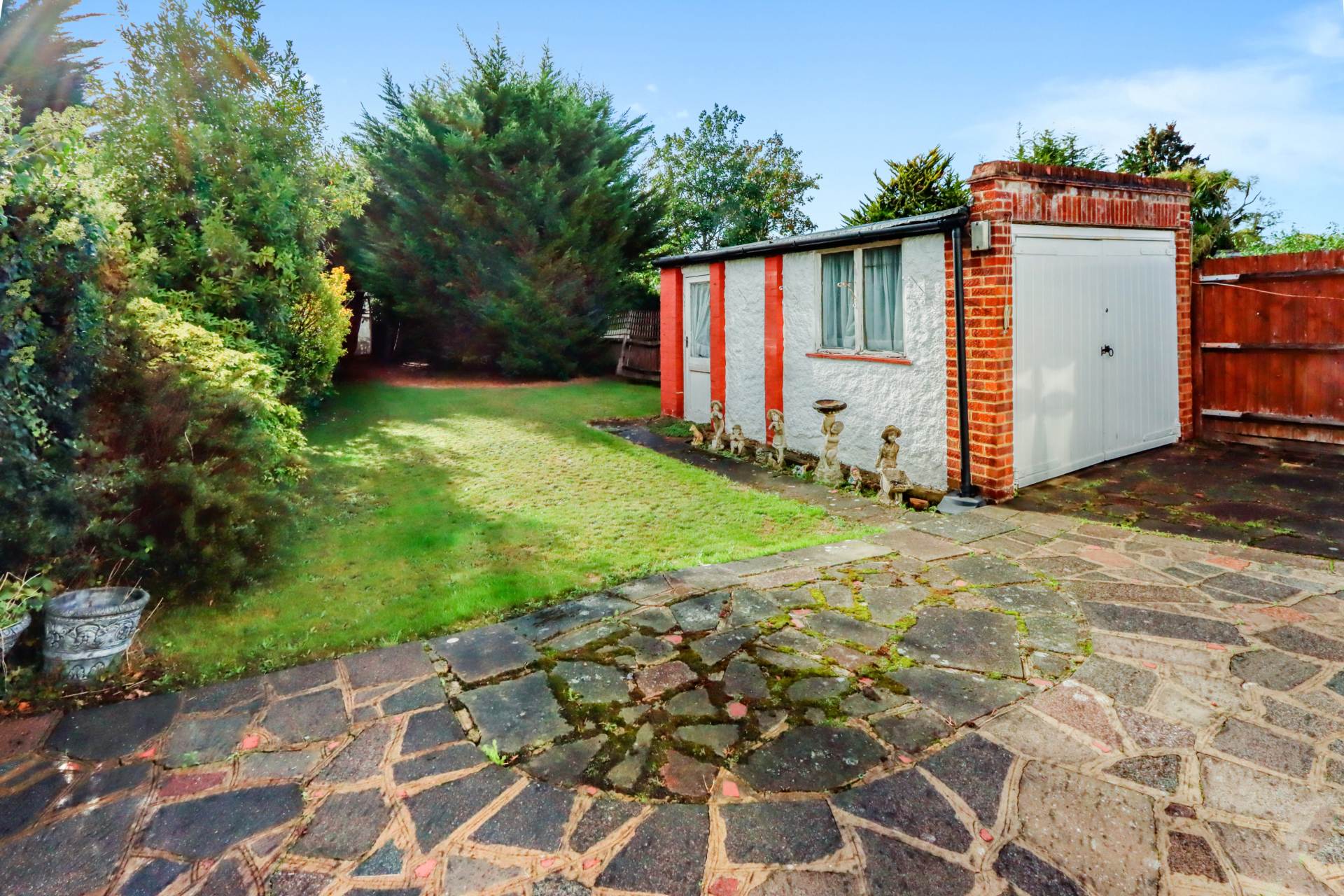 Additional Property Image 3 bedroom Semi Detached for sale in London 11