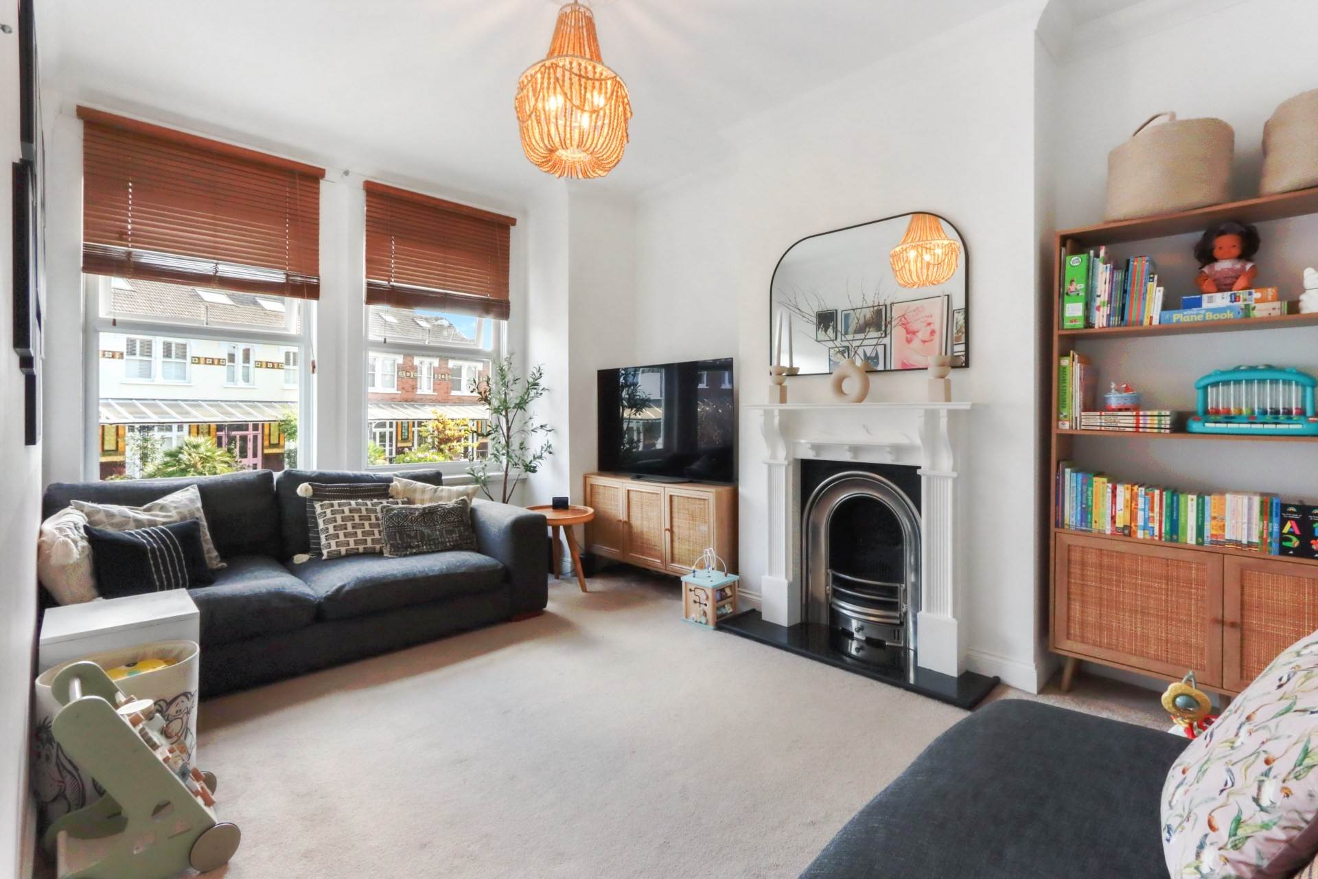 Additional Property Image 2 bedroom Flat for sale in London 2