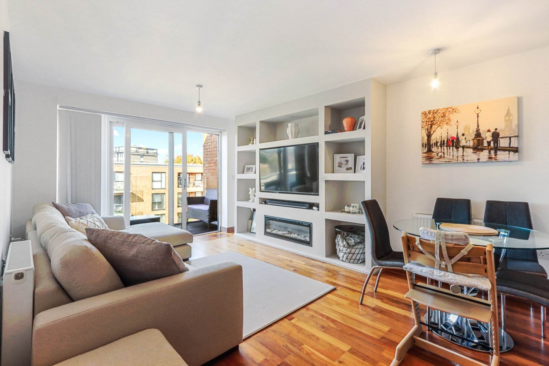 Additional Property Image 2 bedroom Apartment for sale in Edgware 2