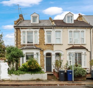 1 bedroom Flat for sale in London