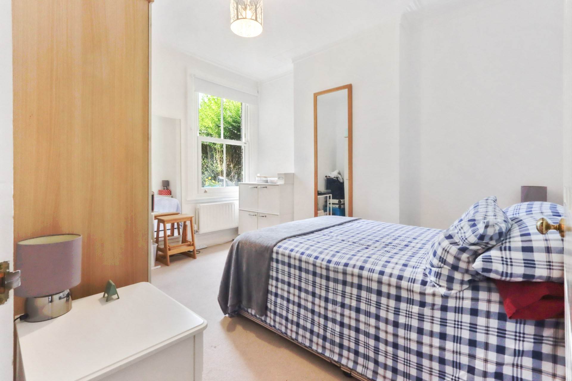 Additional Property Image 2 bedroom Flat for sale in London 5