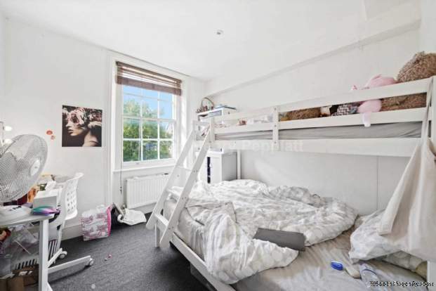 Additional Property Image 3 bedroom Apartment to rent in London 8