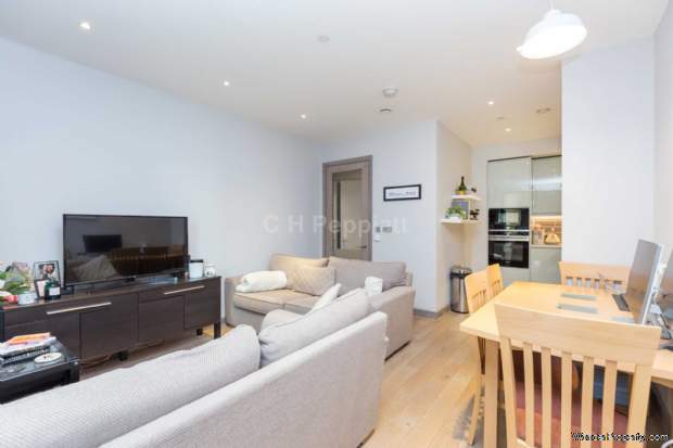 Additional Property Image 1 bedroom Apartment for sale in London 4