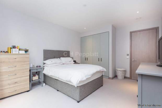 Additional Property Image 1 bedroom Apartment for sale in London 7