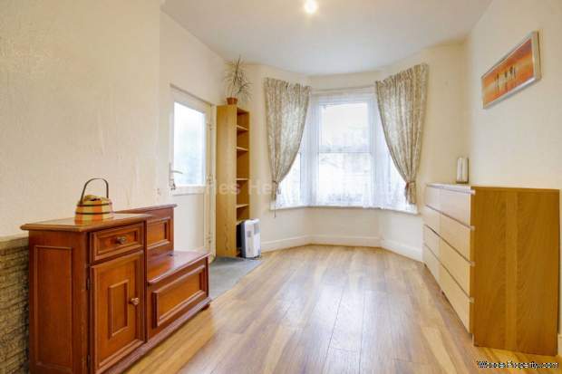 Additional Property Image 3 bedroom Terraced for sale in London 4