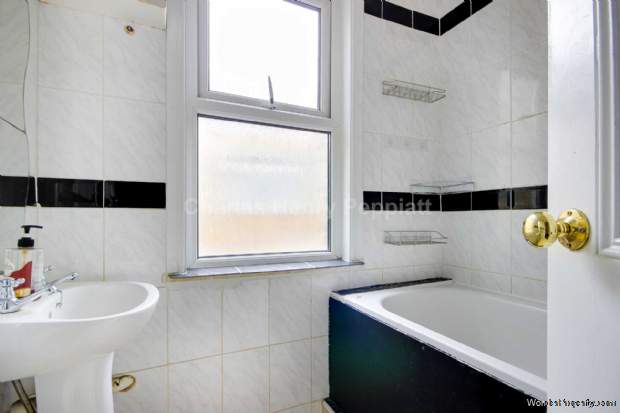 Additional Property Image 3 bedroom Terraced for sale in London 10