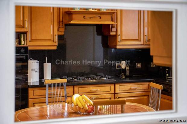 Additional Property Image 4 bedroom Detached for sale in London 5