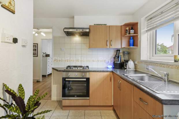 Additional Property Image 1 bedroom Apartment for sale in Enfield 12