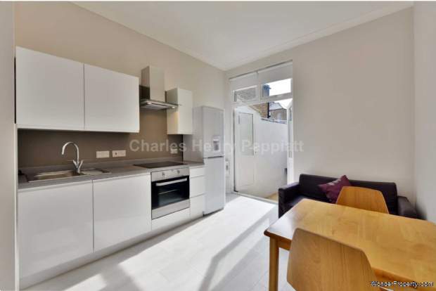 1 bedroom Apartment to rent in London