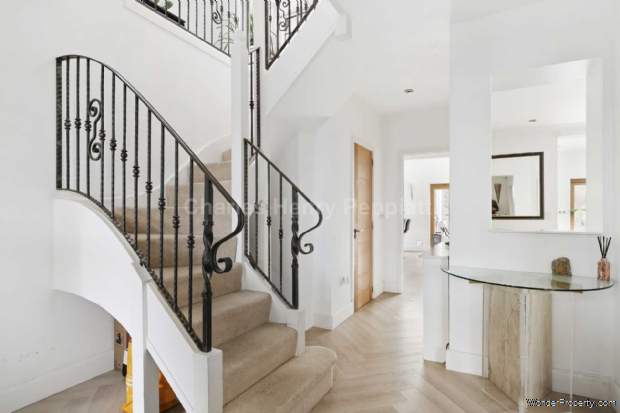 Additional Property Image 4 bedroom Semi Detached to rent in London 3