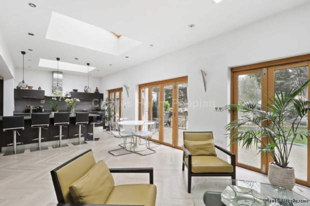 Additional Property Image 4 bedroom Semi Detached to rent in London 4