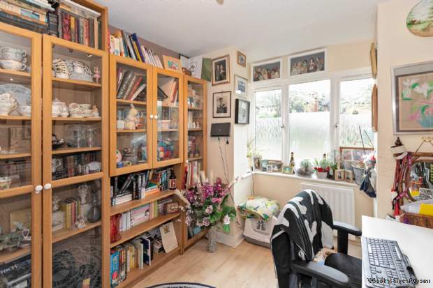 Additional Property Image 5 bedroom Detached for sale in Milton Keynes 9