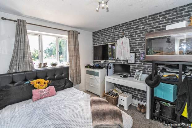 Additional Property Image 5 bedroom Detached for sale in Milton Keynes 14