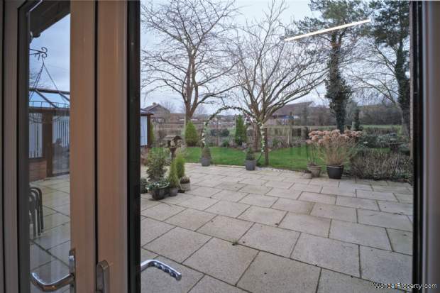Additional Property Image 2 bedroom Apartment for sale in Northampton 8