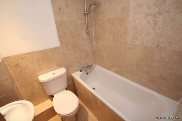 Additional Property Image 2 bedroom Flat for sale in London 6