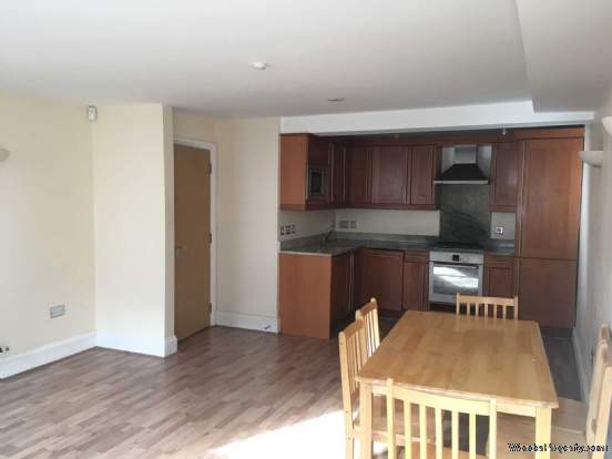 Additional Property Image 2 bedroom Flat for sale in London 9