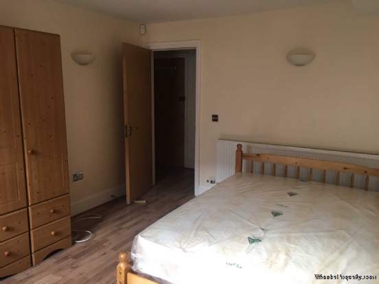 Additional Property Image 2 bedroom Flat for sale in London 11
