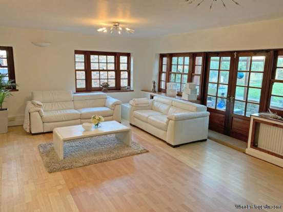 Additional Property Image 4 bedroom Detached for sale in Enfield 3