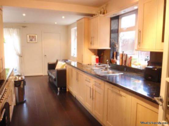 Additional Property Image 4 bedroom Semi Detached for sale in London 9