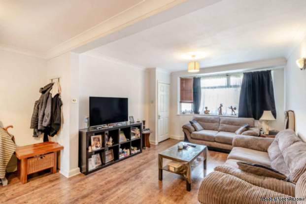Additional Property Image 4 bedroom Terraced for sale in London 2