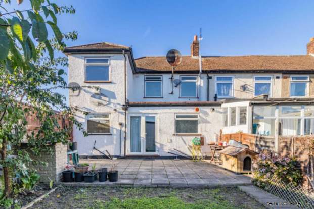 Additional Property Image 4 bedroom Terraced for sale in London 18