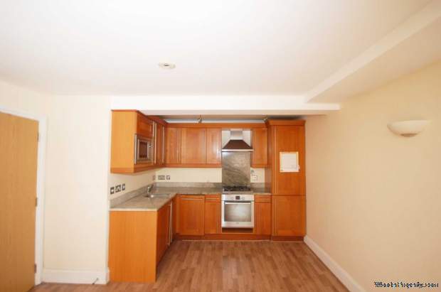 2 bedroom Flat to rent in London