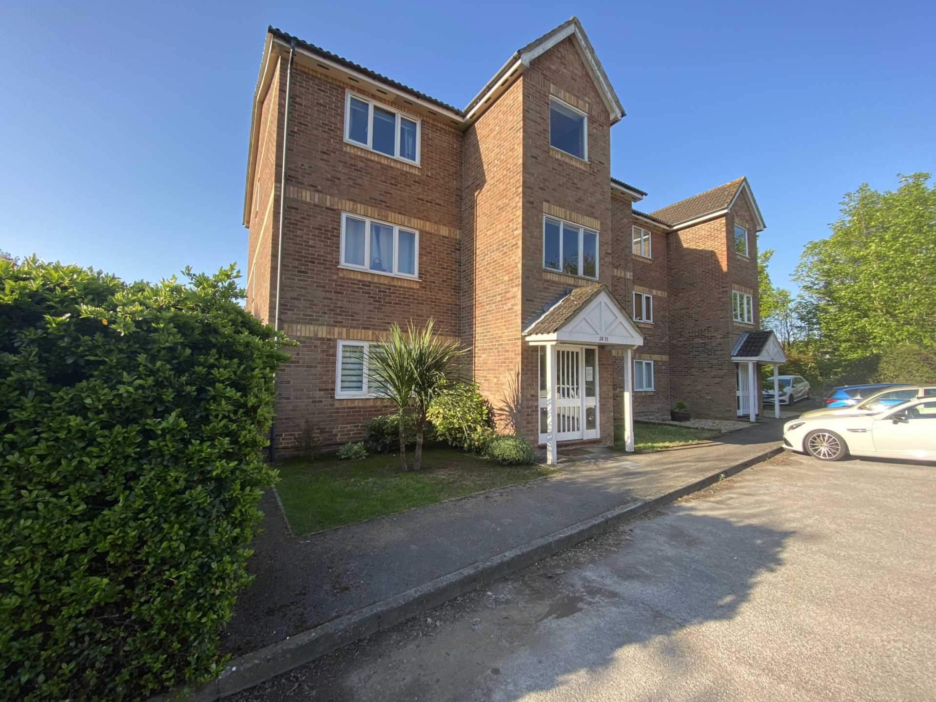1 bedroom Apartment to rent in Bracknell