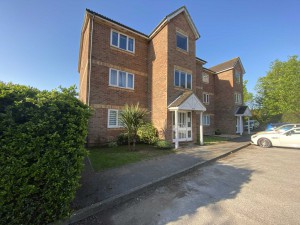 1 bedroom Apartment to rent in Bracknell