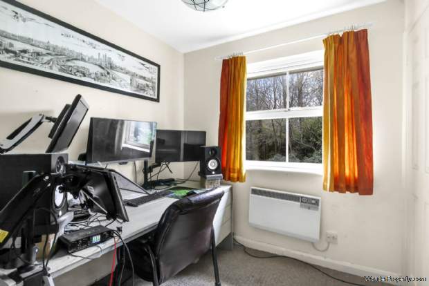 Additional Property Image 2 bedroom Apartment for sale in Bracknell 6