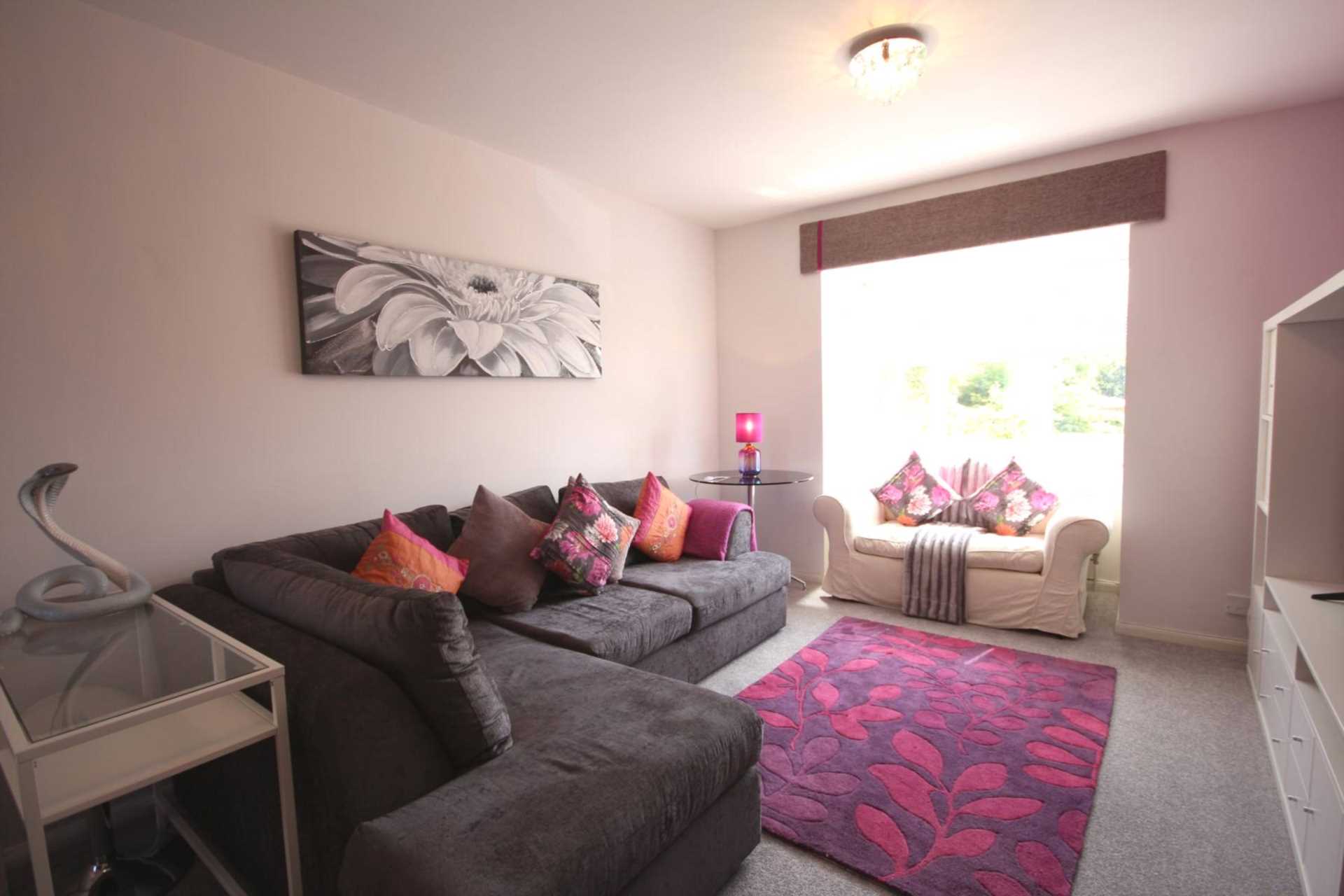 Additional Property Image 2 bedroom Coach House to rent in Bracknell 3