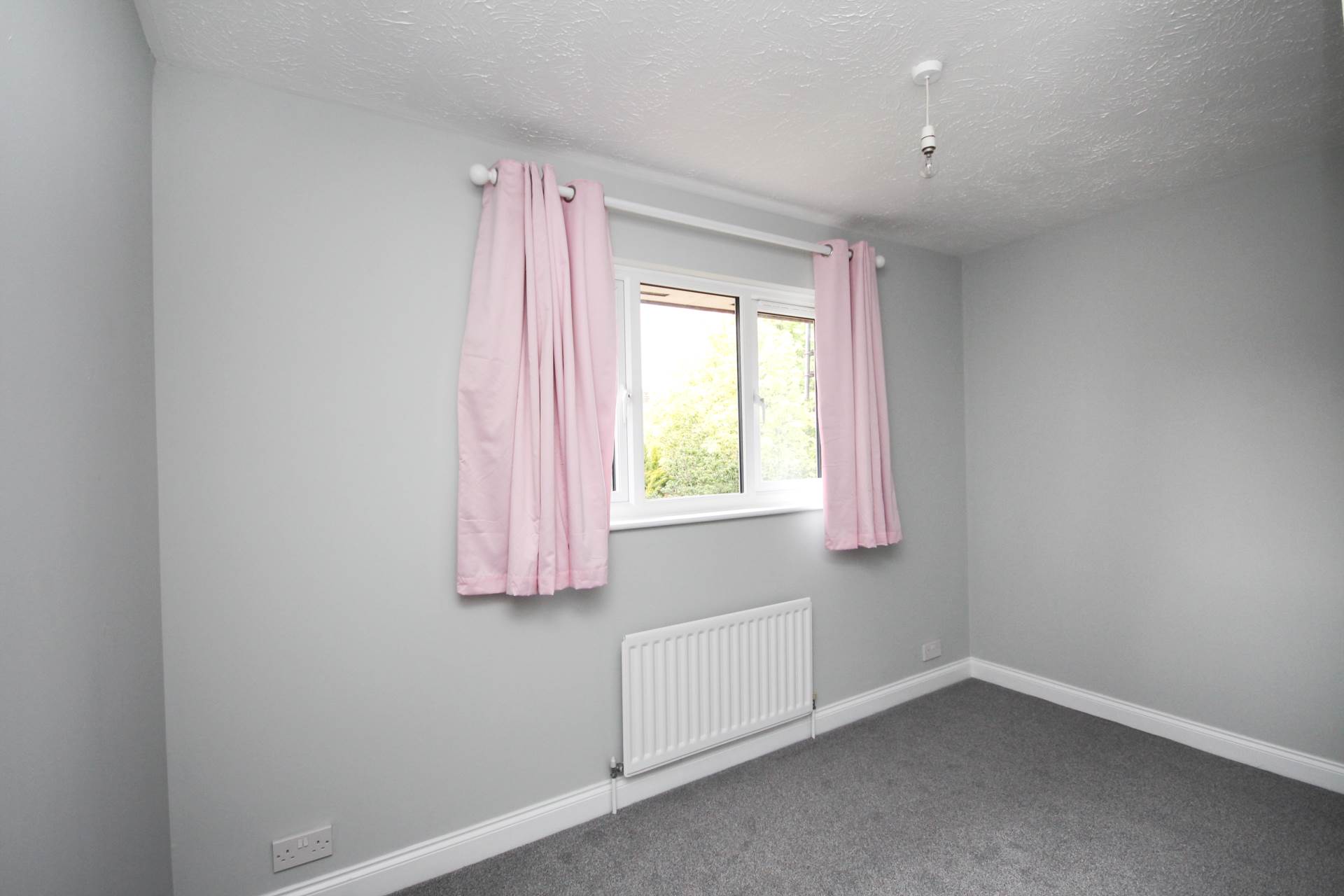 Additional Property Image 2 bedroom Terraced to rent in Bracknell 5