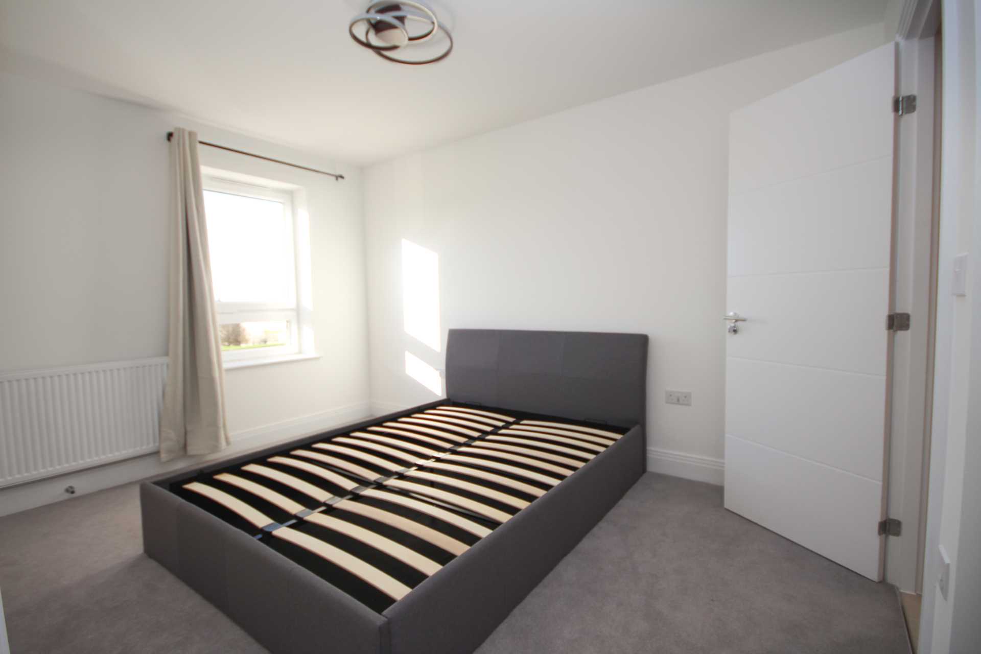 Additional Property Image 2 bedroom Apartment to rent in Bracknell 9
