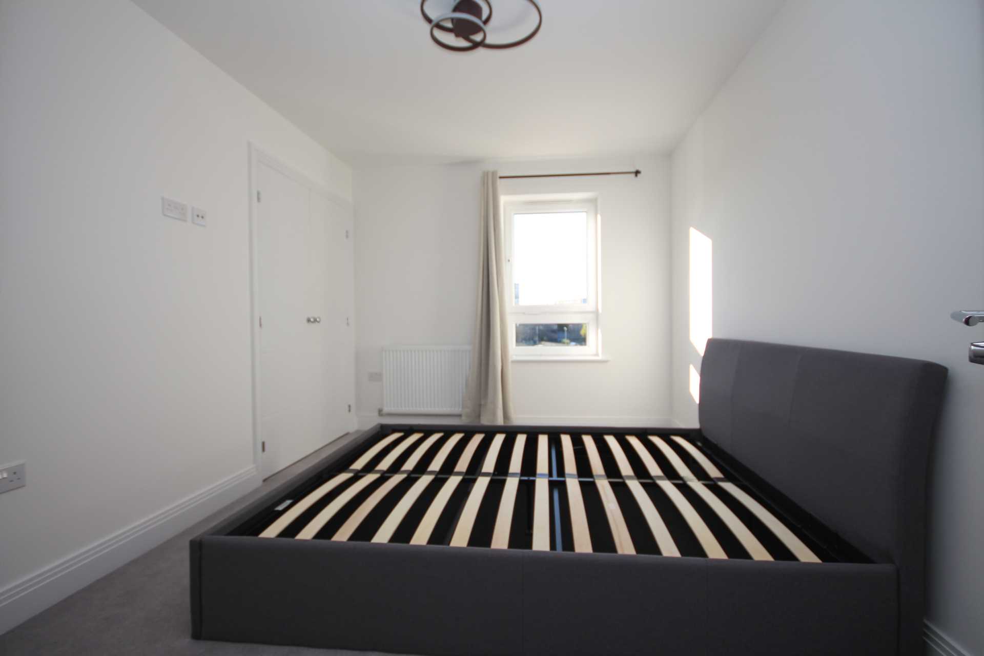 Additional Property Image 2 bedroom Apartment to rent in Bracknell 11