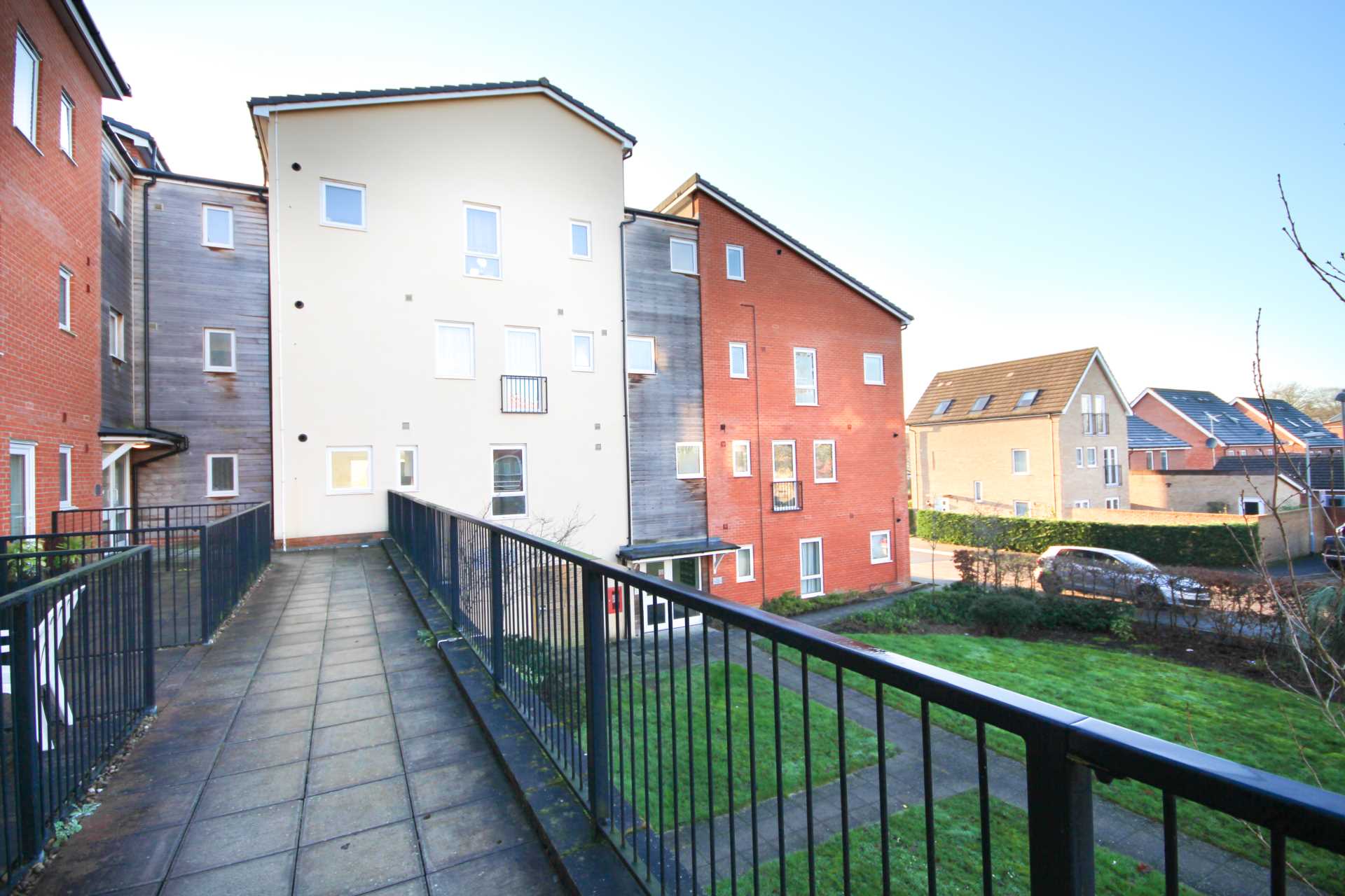 2 bedroom Apartment to rent in Bracknell