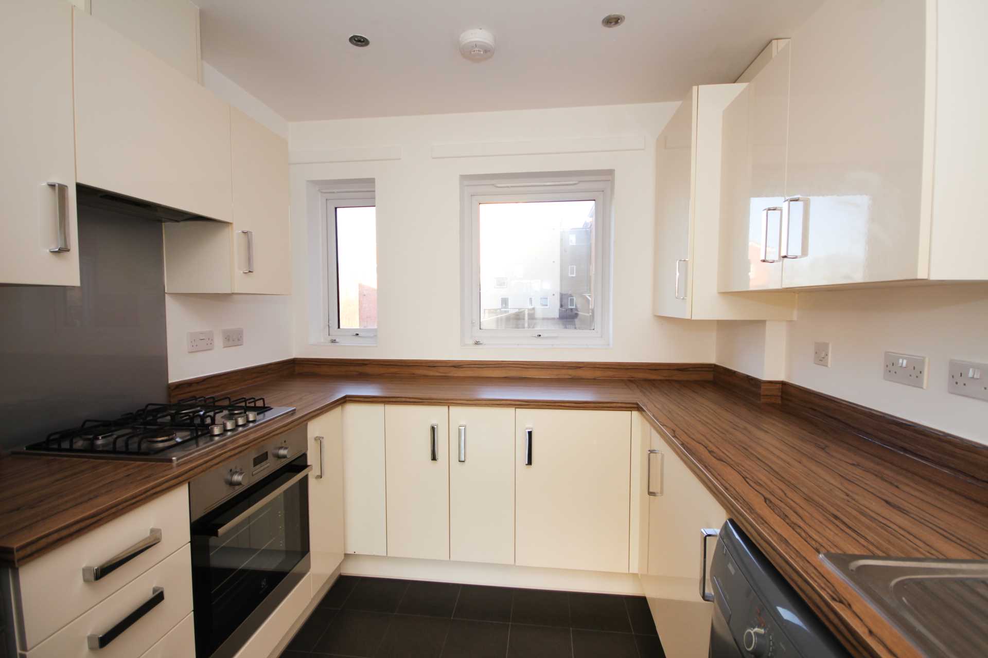 Additional Property Image 2 bedroom Apartment to rent in Bracknell 2