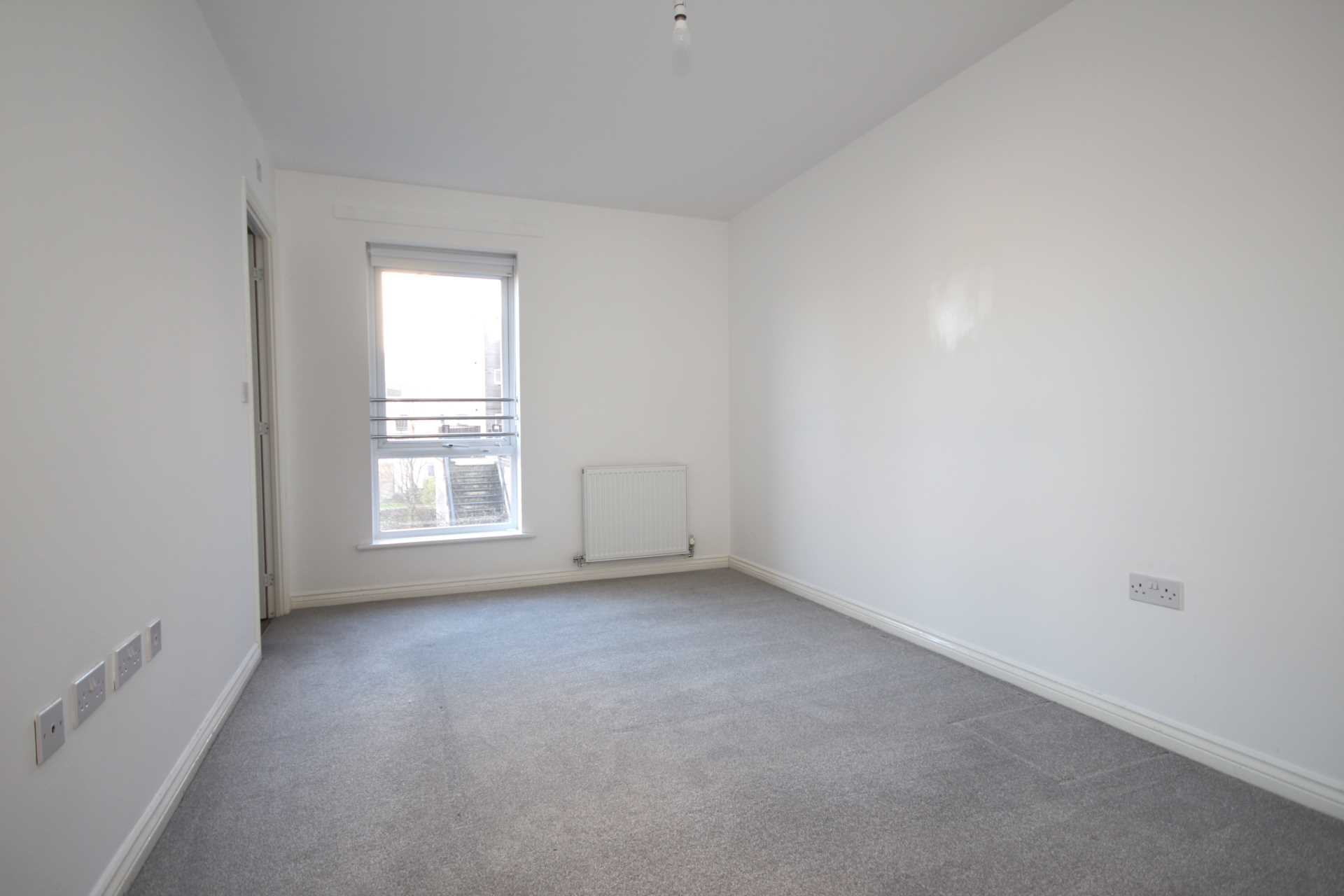 Additional Property Image 2 bedroom Apartment to rent in Bracknell 11