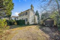 4 bedroom Detached for sale in Bracknell