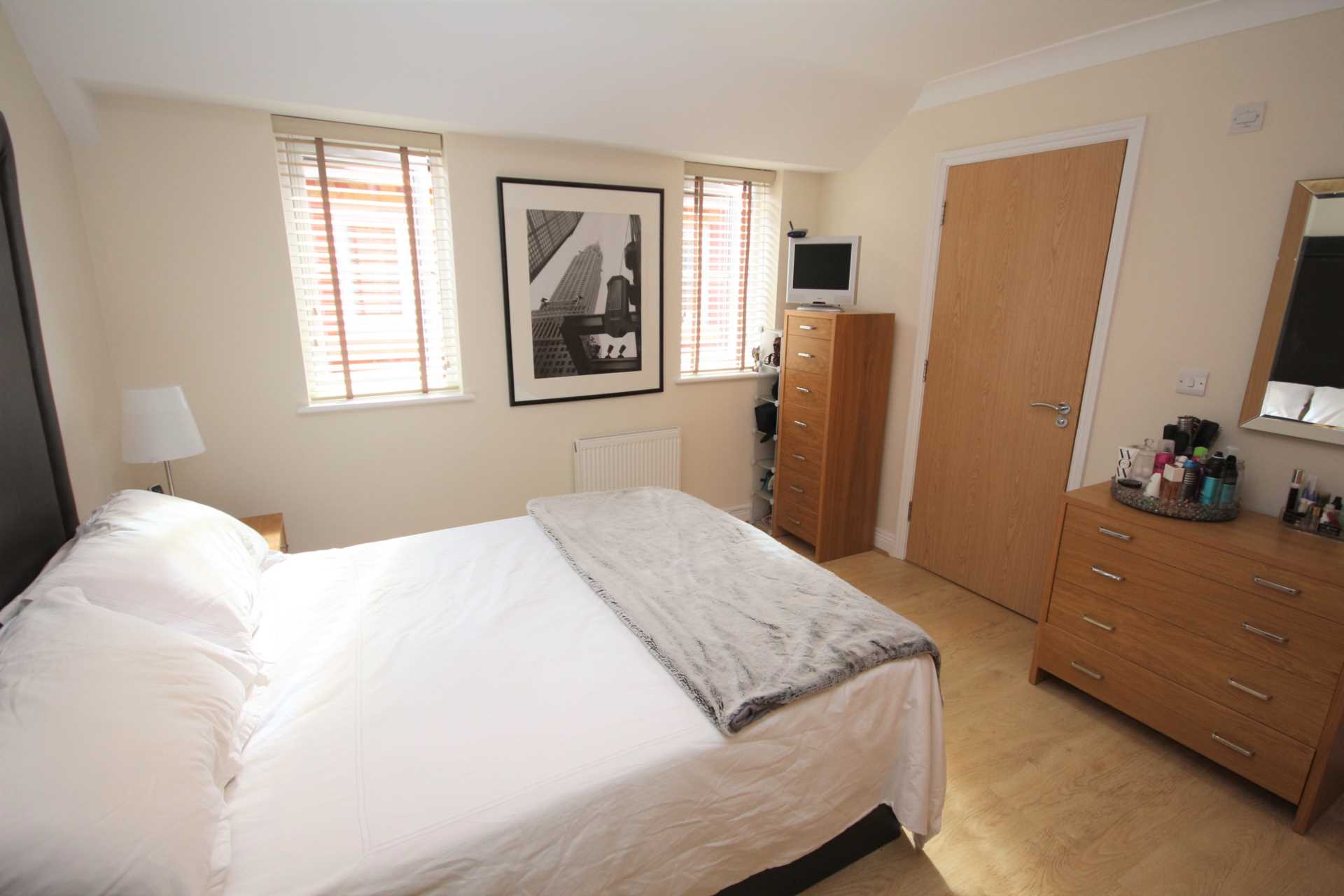 Additional Property Image 2 bedroom Apartment for sale in Bracknell 5