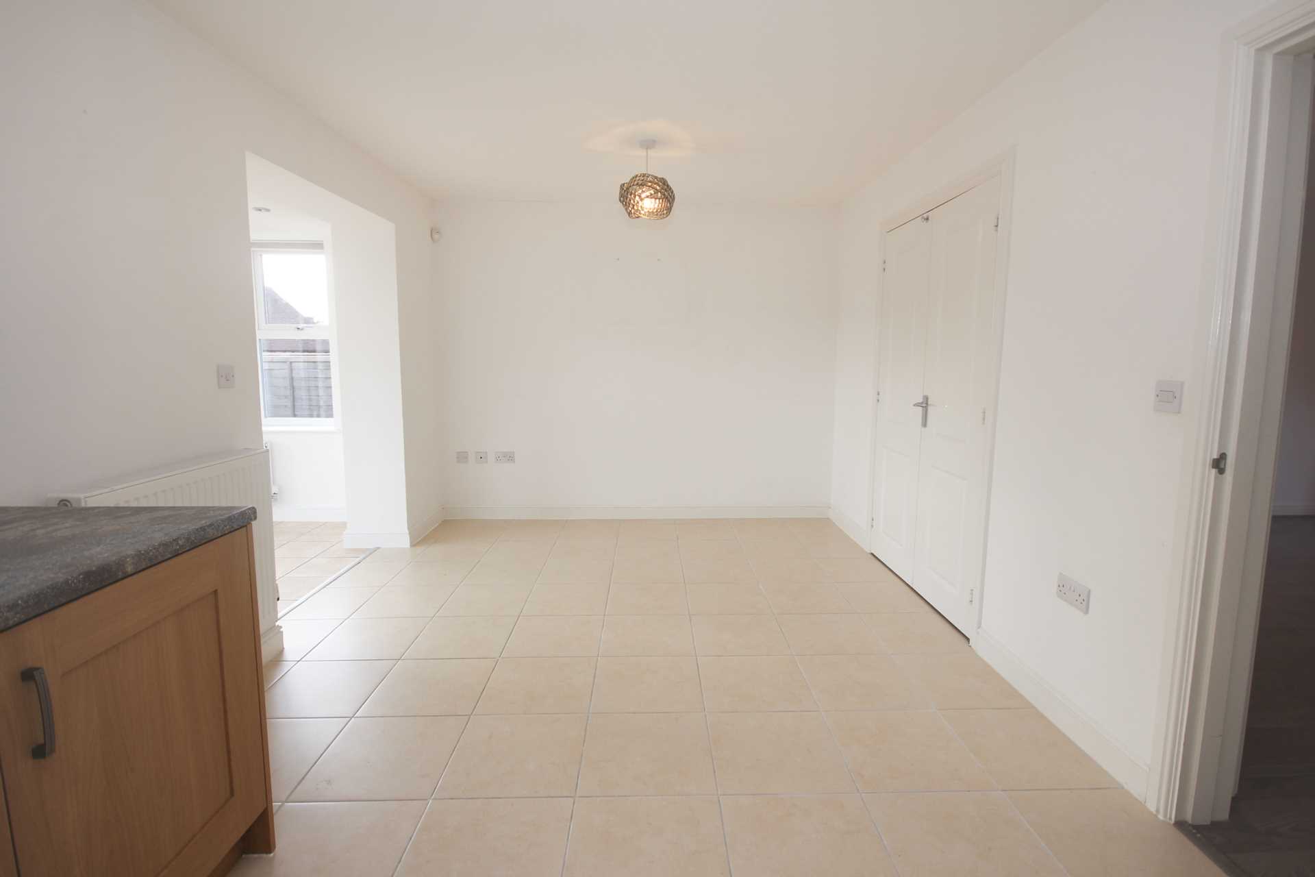 Additional Property Image 4 bedroom Detached to rent in Bracknell 4