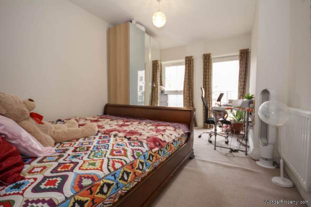 Additional Property Image 2 bedroom Apartment for sale in Bracknell 5