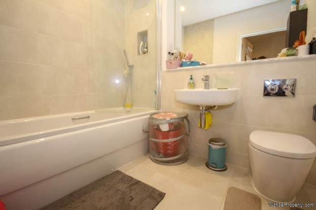 Additional Property Image 2 bedroom Apartment for sale in Bracknell 6