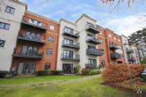 2 bedroom Apartment for sale in Bracknell