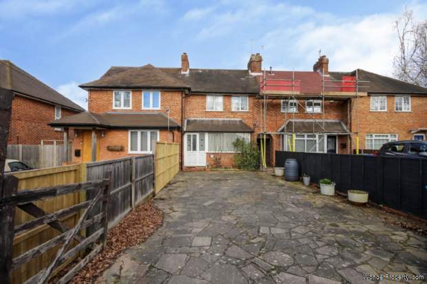 2 bedroom Terraced for sale in Bracknell