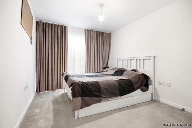Additional Property Image 2 bedroom Apartment for sale in Bracknell 4