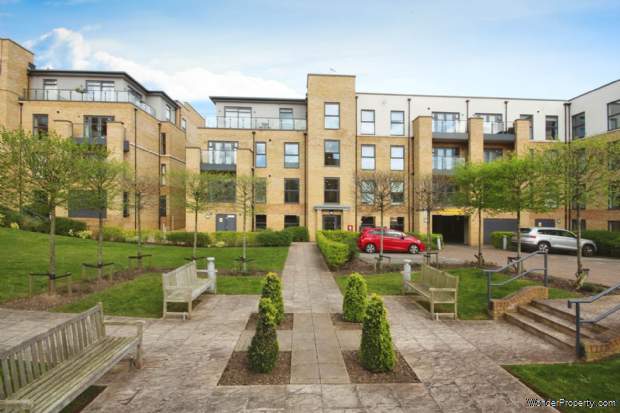 Additional Property Image 2 bedroom Apartment for sale in Bracknell 10