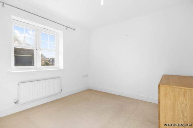 Additional Property Image 1 bedroom Maisonette for sale in Bracknell 4
