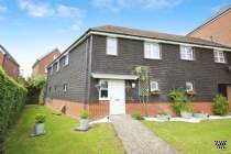 1 bedroom Maisonette for sale in Bracknell