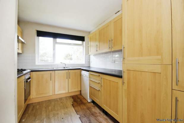 Additional Property Image 2 bedroom Apartment for sale in Bracknell 2