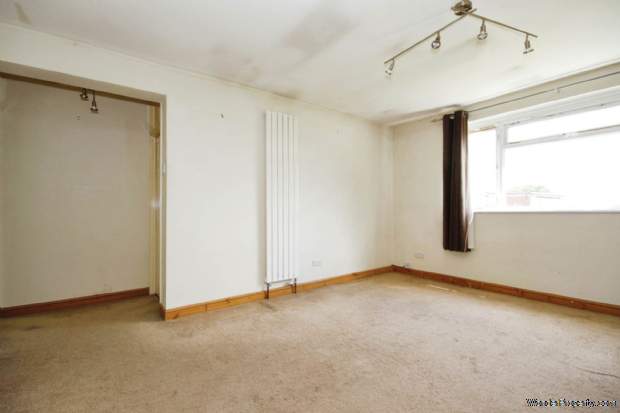 Additional Property Image 2 bedroom Apartment for sale in Bracknell 3